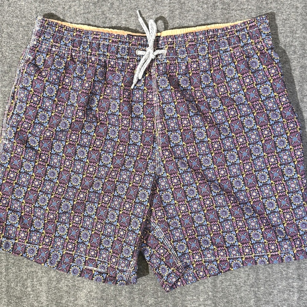 Men's Michaels Plum Geometric Mosaic Pattern Swim Trunks Beachy Travel  XL Lined